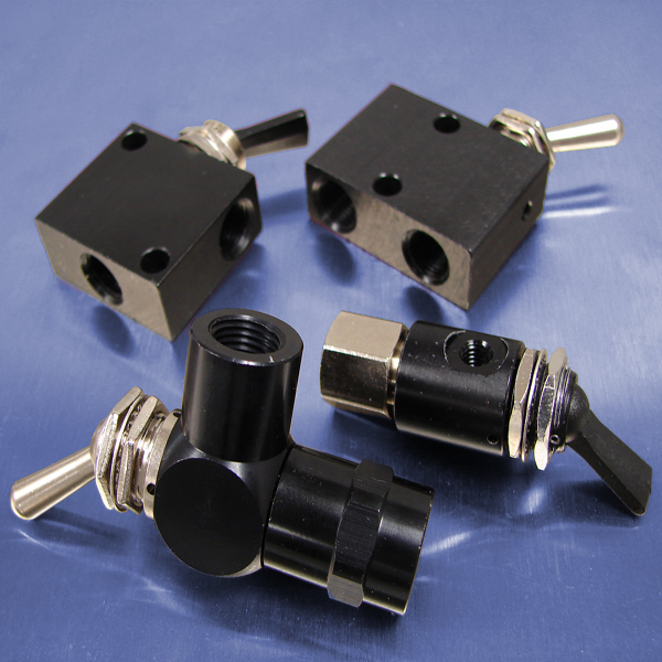 3Way Closed Control Valves Momentary Toggle 1/8 NPT (F) Input Port